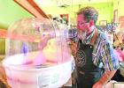 Cotton candy spun fresh at the Sip n Shop BEE PHOTO / NICOLE KIMBALL First Autumn Sip n’ Shop sets up at Naples winery