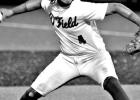 Daingerfield’s Isaiah Parker (4) sets to delivers a pitch during Friday night’s 11-2 loss to Liberty Eylau. COURTESY PHOTOS / VE RONICA MARIA MCCURDY