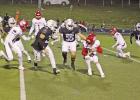 Daingerfield’s Thomas Lester (#15) and Weston Collard (#55) surround Harmony’s Aiden Burks during Friday’s game. The Tigers will take on New Waverly in the bi-district round Thursday at 7:30 p.m. at Henderson ISD’s Lion Stadium. BEE PHOTO / QUINTE Steel Country competes: